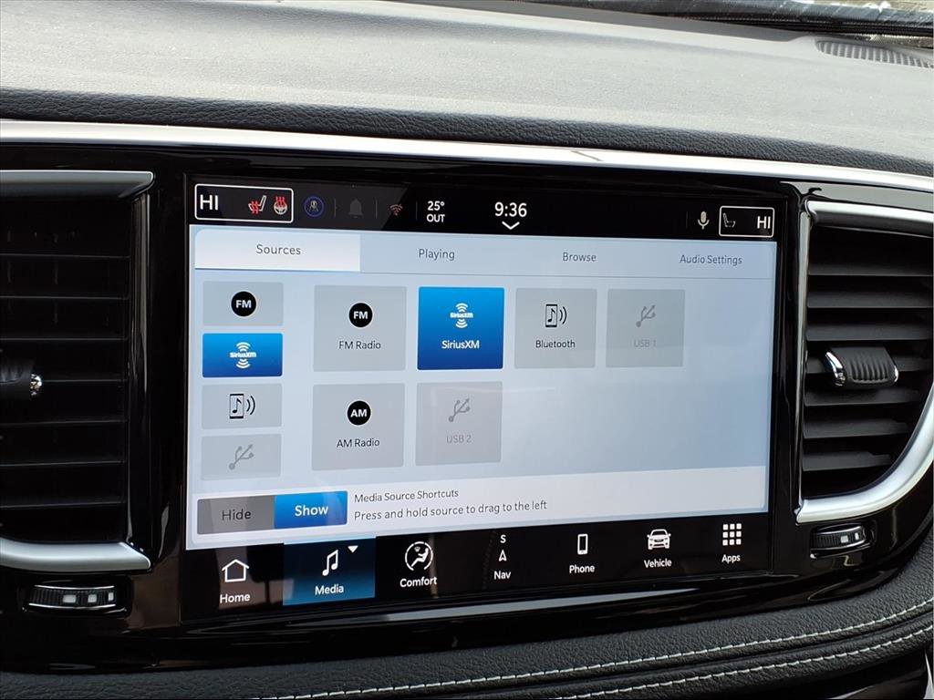 New 2026 Chrysler Pacifica Limited image 25