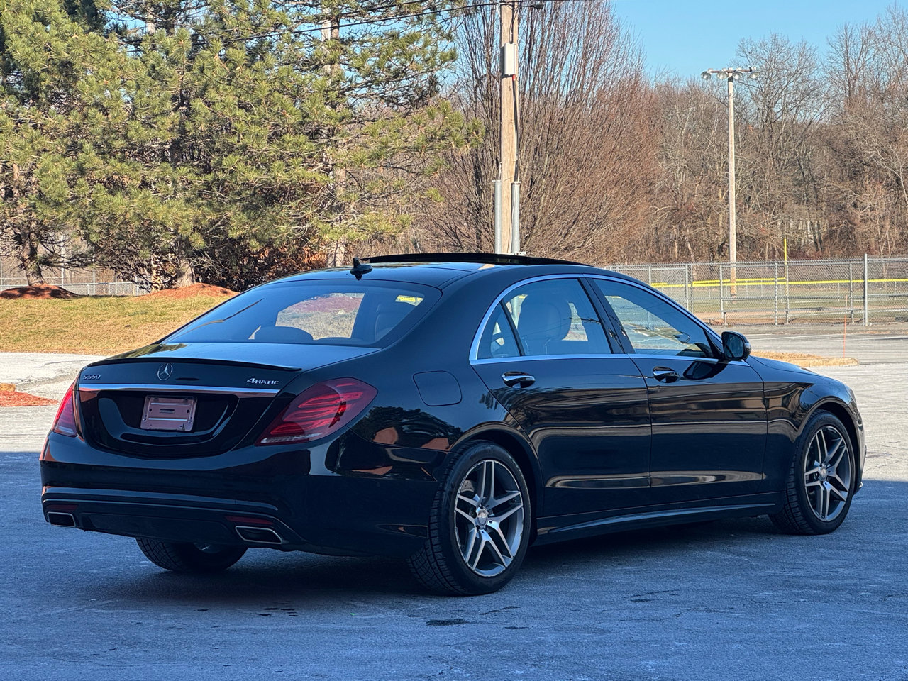 Used 2015 Mercedes-Benz S 550 4MATIC Sedan image 6