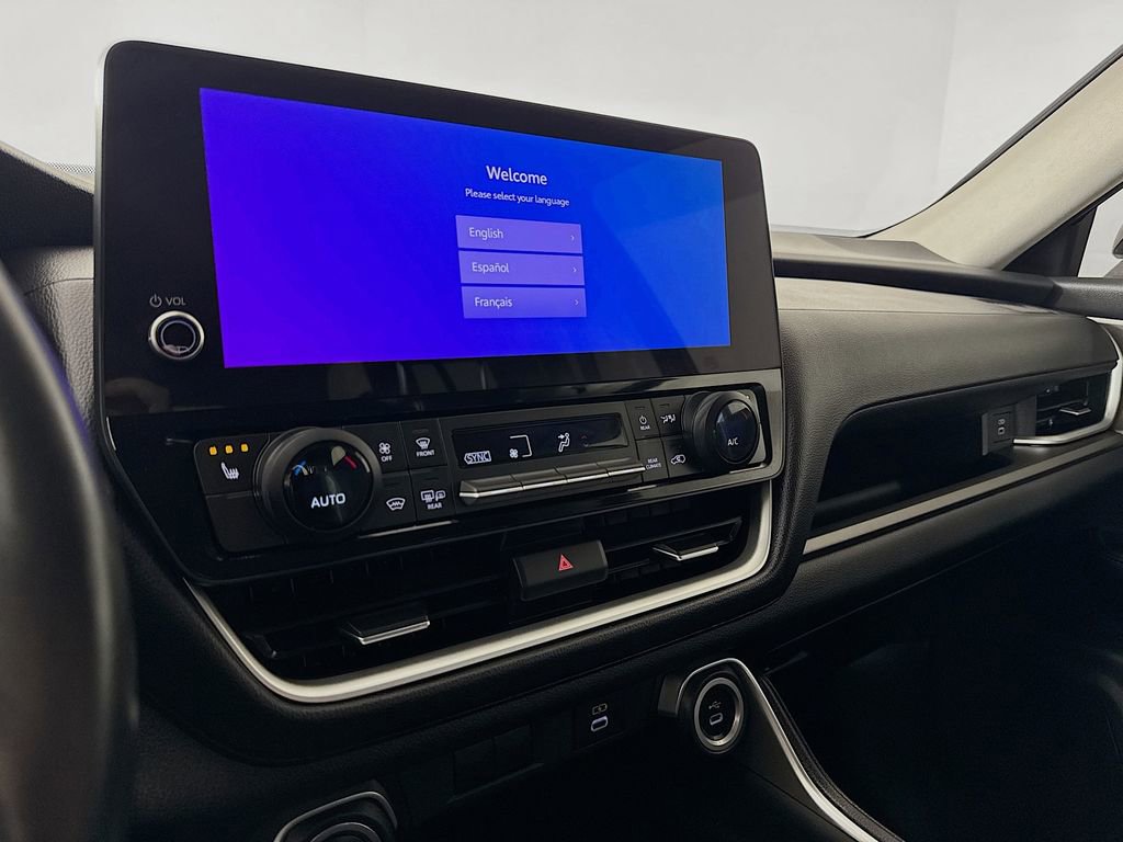 Certified 2024 Toyota Grand Highlander XLE image 17