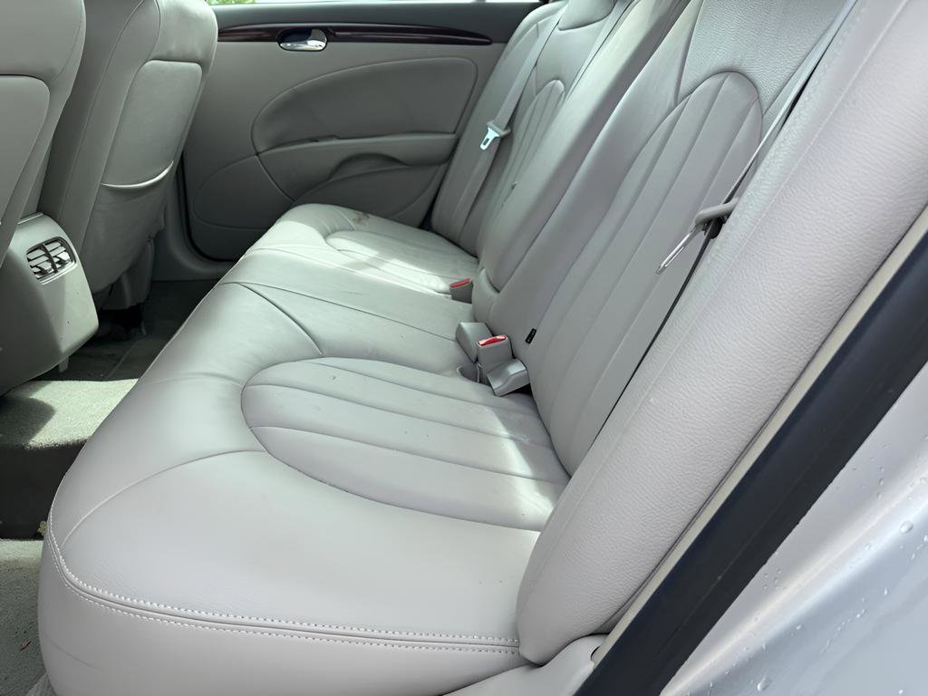 Used 2011 Buick Lucerne CX FWD image 15