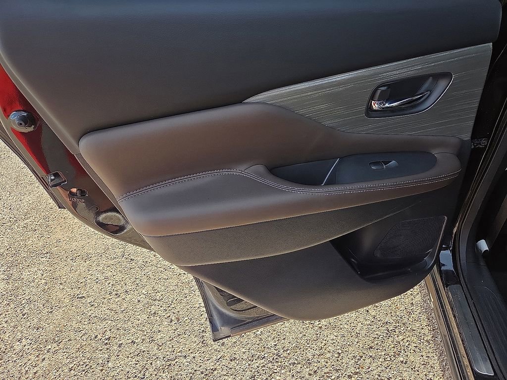 Used 2017 Nissan Murano SL image 17