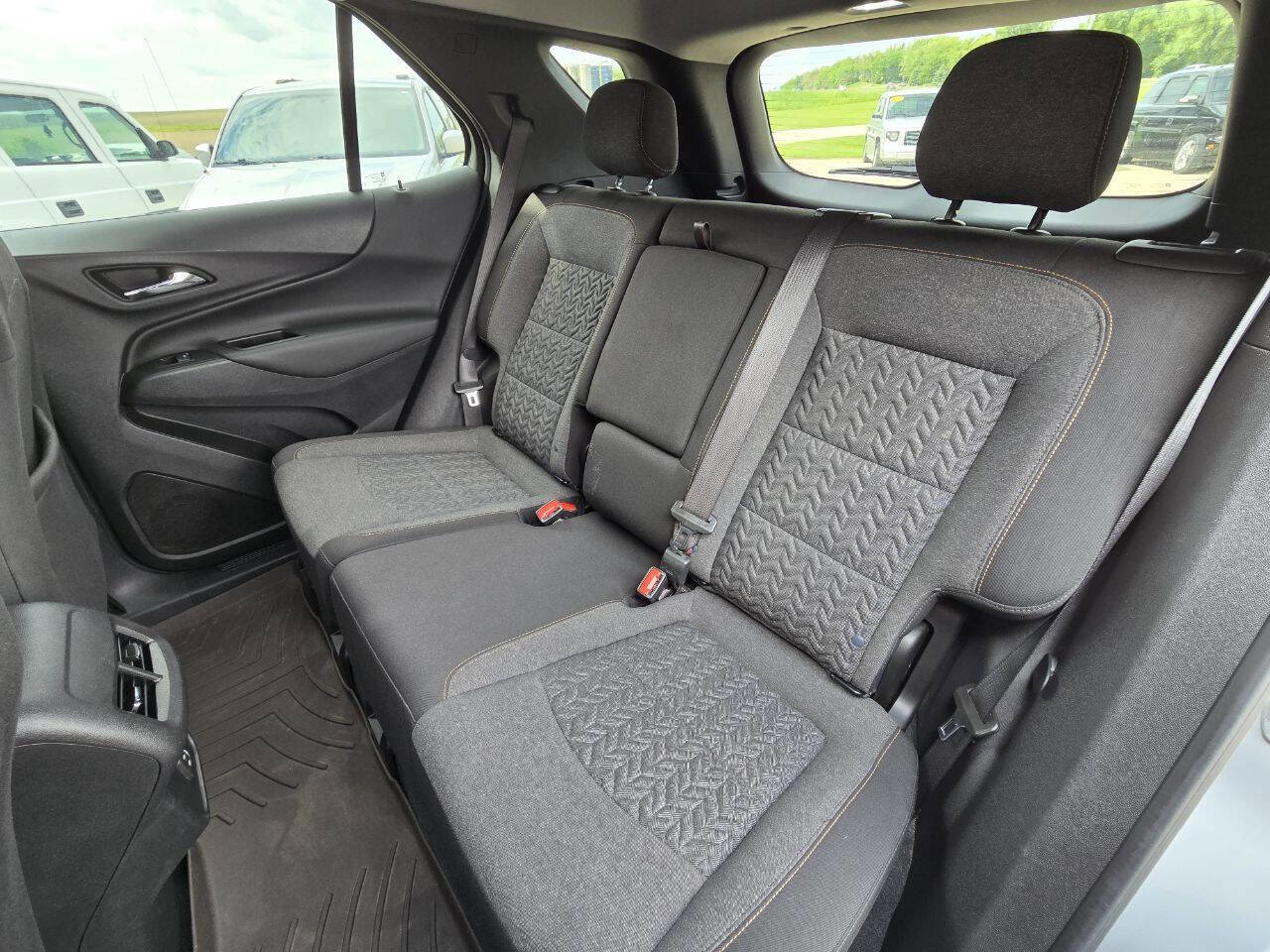 Used 2022 Chevrolet Equinox LT image 14