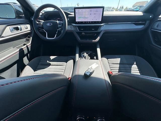 New 2025 Ford Explorer ST-Line w/ Premium Package image 13