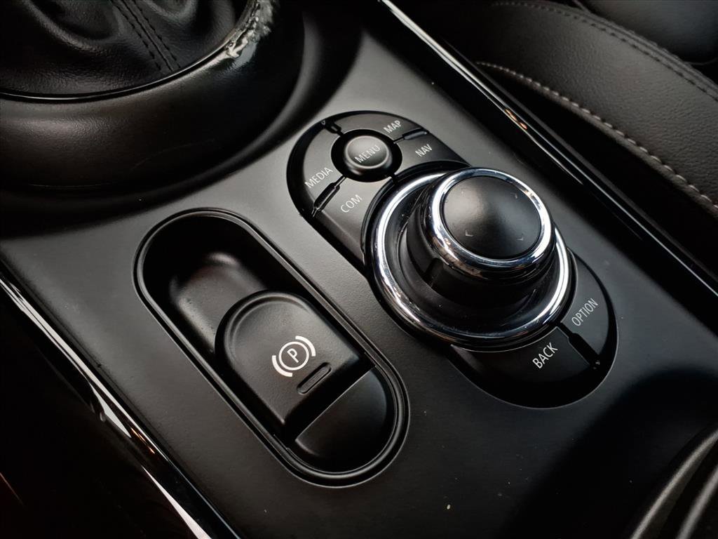 Used 2022 MINI Cooper Clubman S image 26