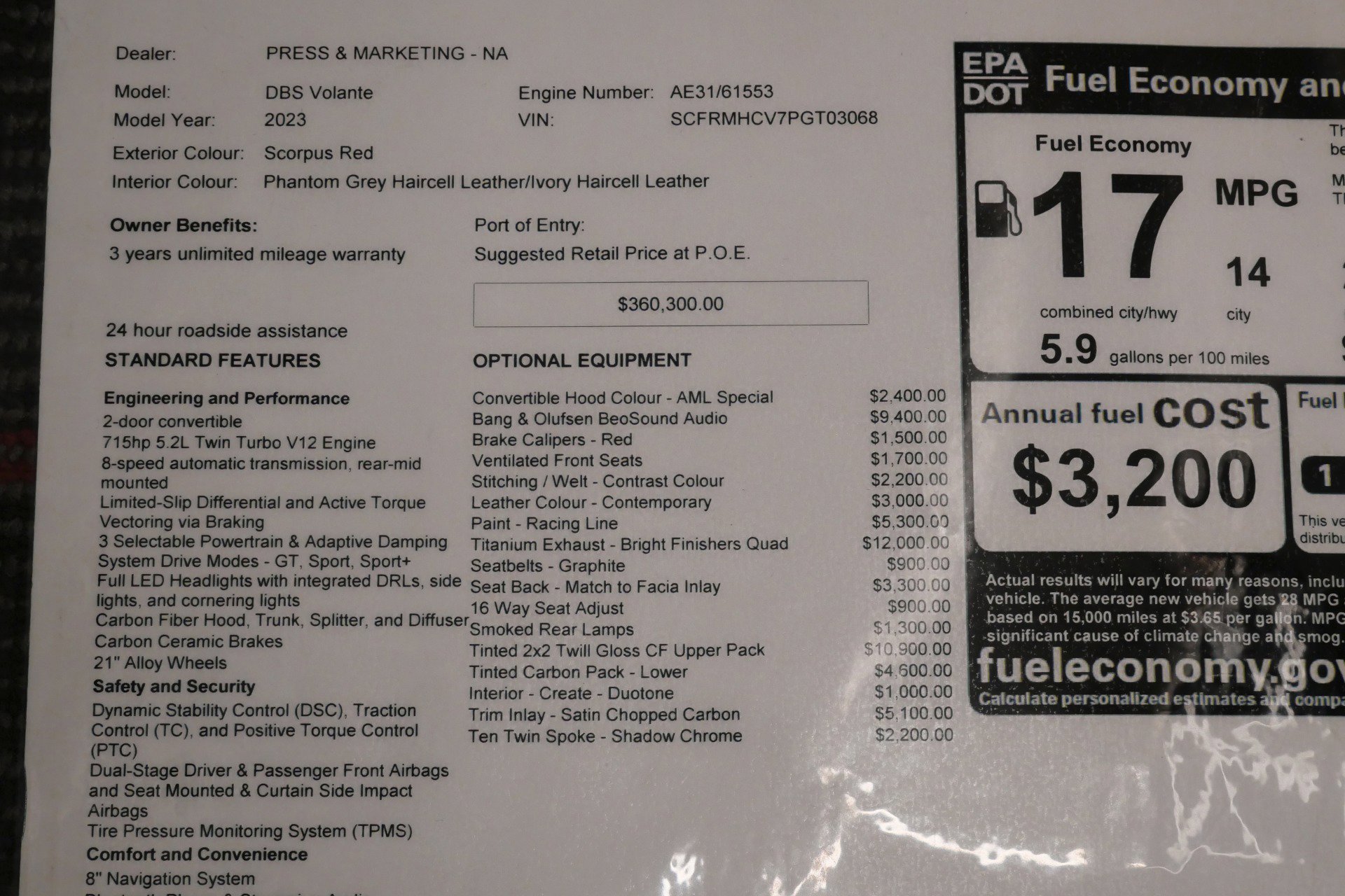 Used 2023 Aston Martin DBS Superleggera Volante image 23