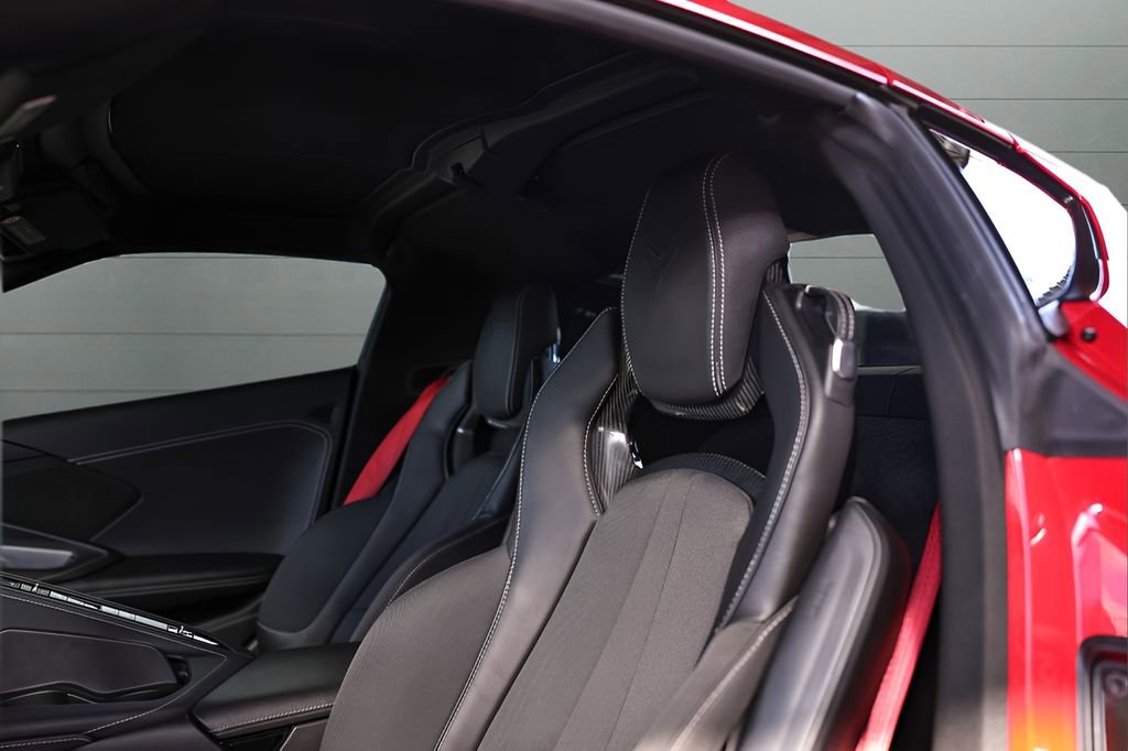 Used 2020 Chevrolet Corvette Stingray Coupe w/ 1LT image 2