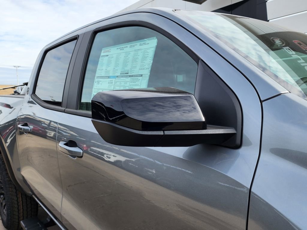 New 2026 GMC Canyon Elevation w/ Convenience Package image 11