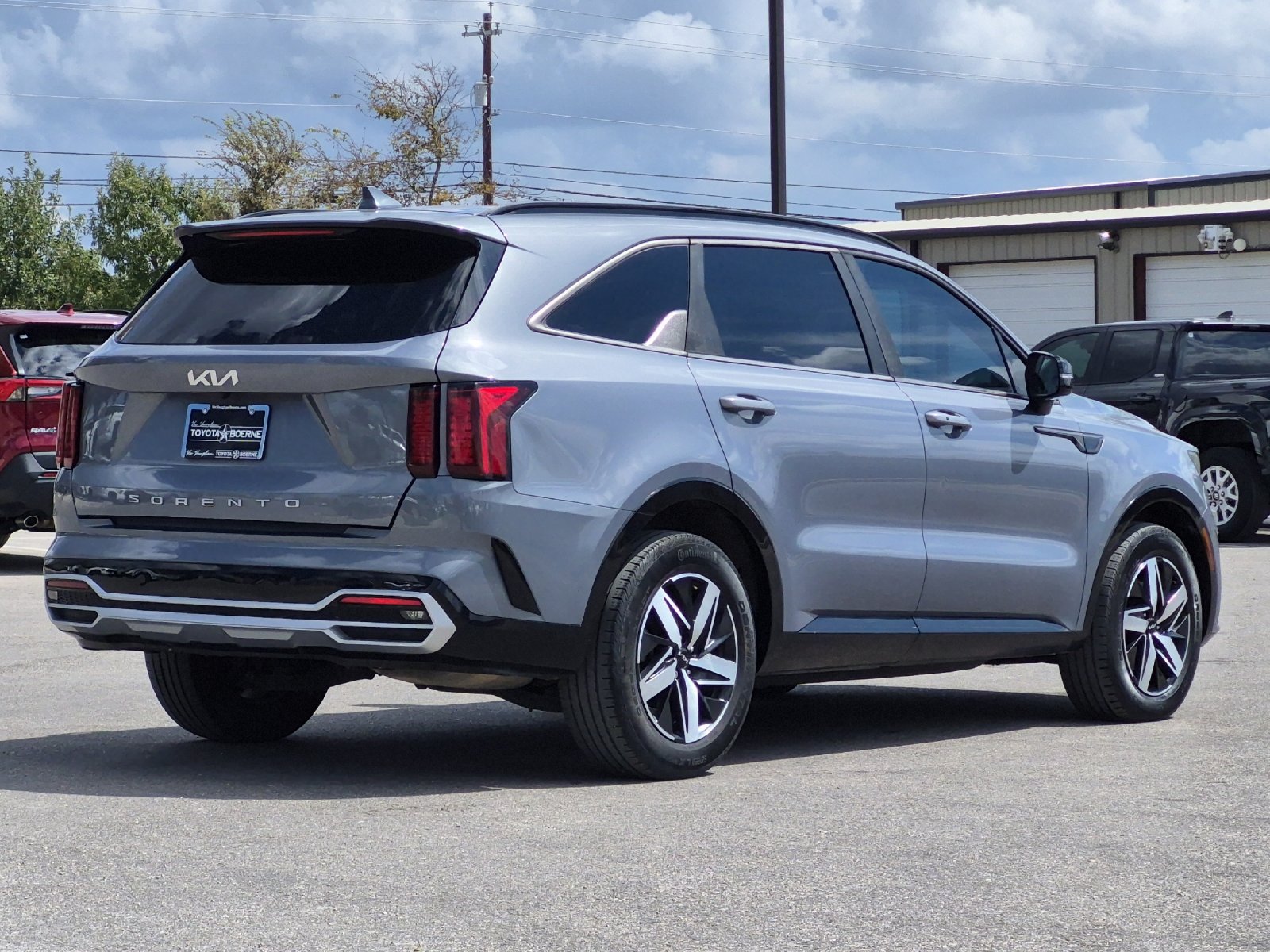 Used 2022 Kia Sorento S FWD image 5