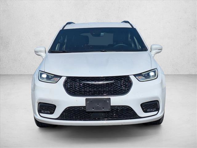 Used 2022 Chrysler Pacifica Touring-L w/ S Appearance Package image 2