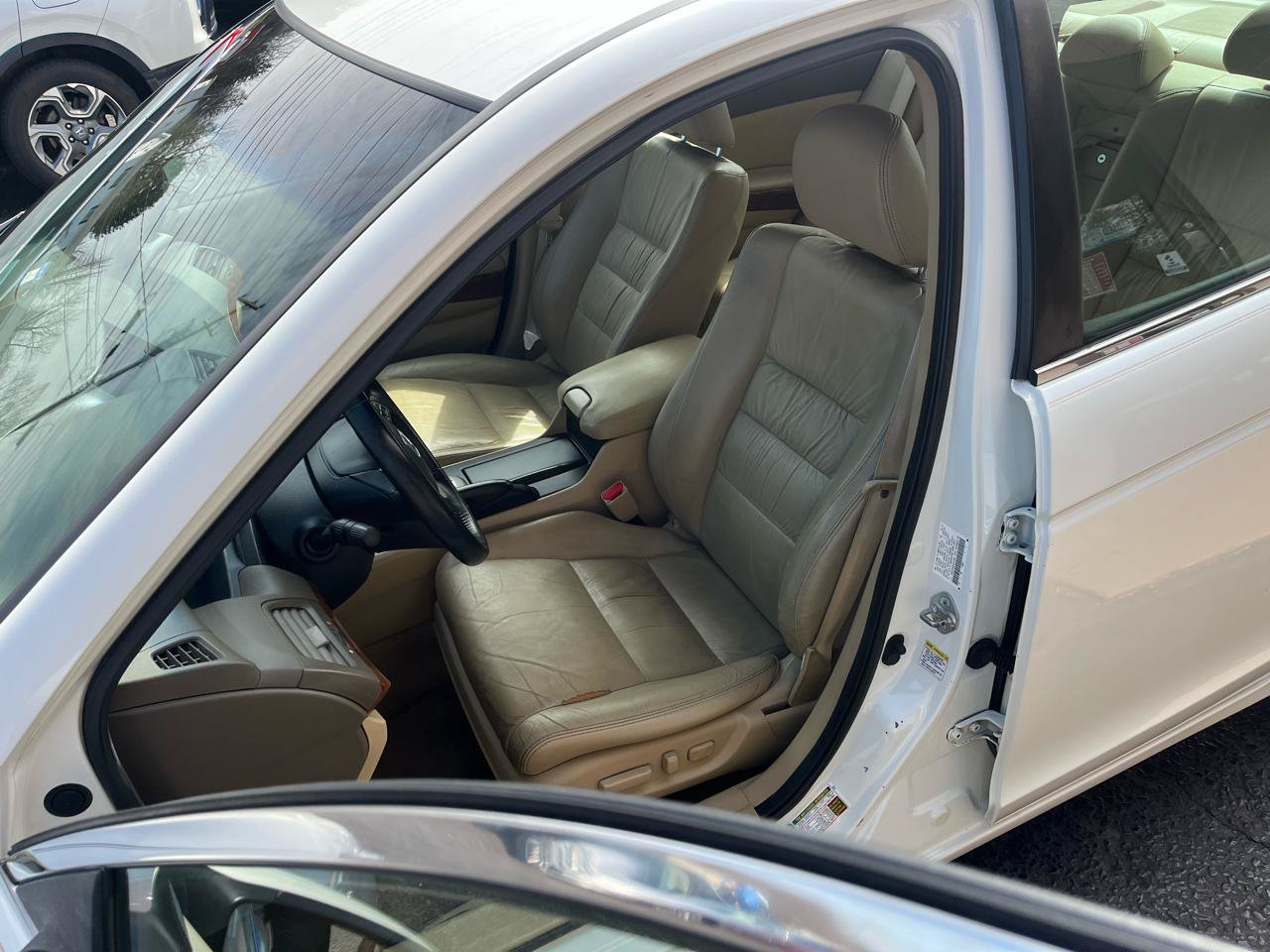 Used 2010 Honda Accord EX-L image 21