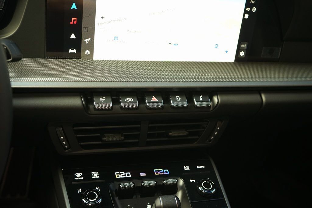 Used 2025 Porsche 911 Carrera image 19