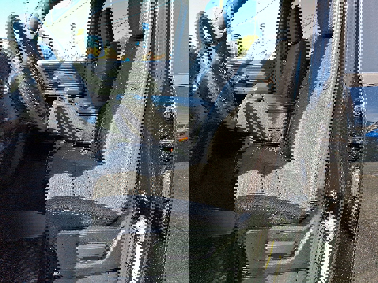 New 2025 RAM 1500 Tradesman image 13