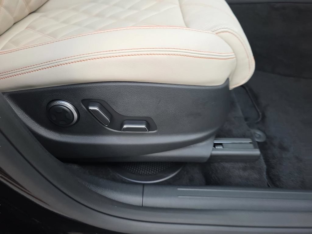 New 2026 Genesis GV70 3.5T Sport Prestige AWD/4WD image 40