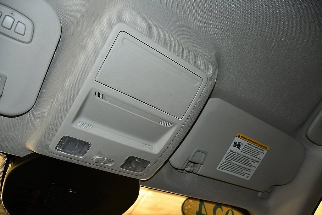 Used 2024 Ford Escape Platinum image 26