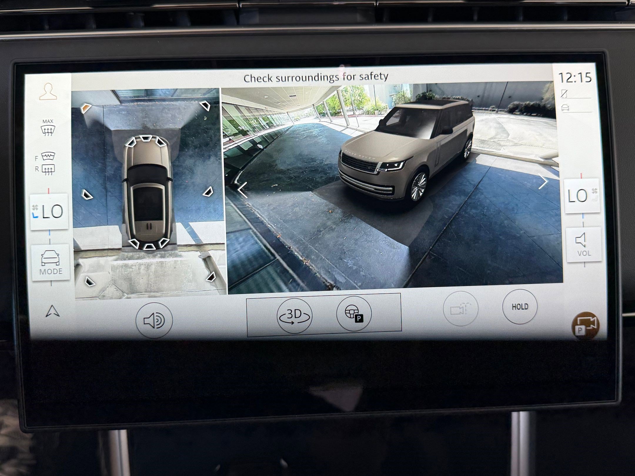 Used 2025 Land Rover Range Rover SE AWD/4WD image 32