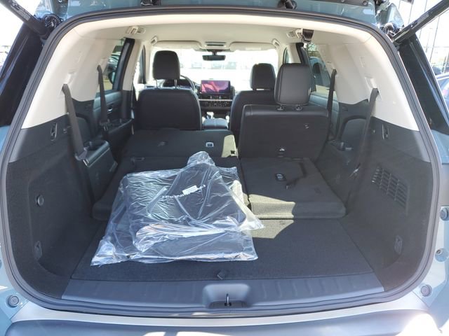 New 2026 Nissan Pathfinder SL image 11