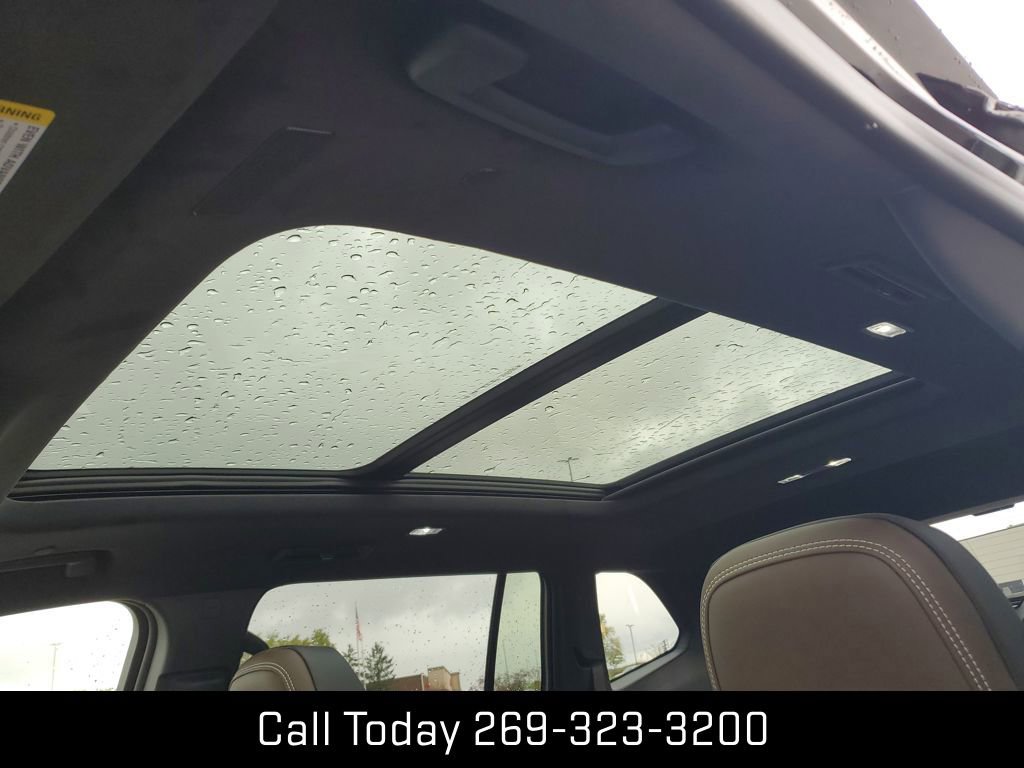 New 2026 GMC Acadia Denali Ultimate w/ LPO, Floor Liner Package image 20