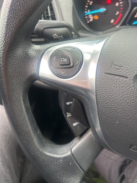 Used 2015 Ford Escape SE image 22