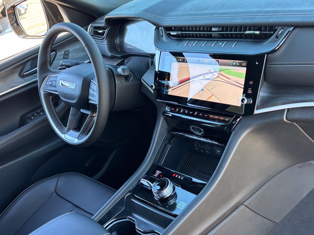 New 2027 Jeep Grand Cherokee Limited AWD/4WD image 27