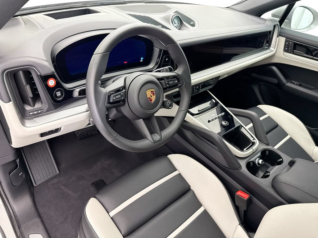 New 2026 Porsche Cayenne Coupe AWD/4WD image 4
