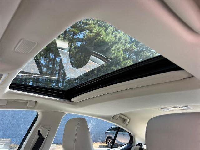 Certified 2025 Lexus ES 300h w/ Premium Package FWD image 33
