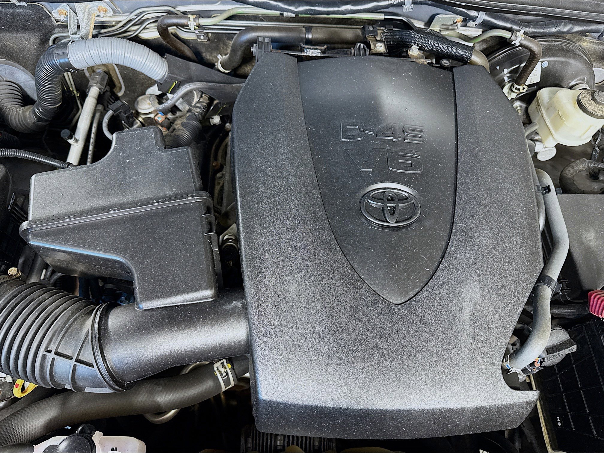 Used 2017 Toyota Tacoma SR image 39