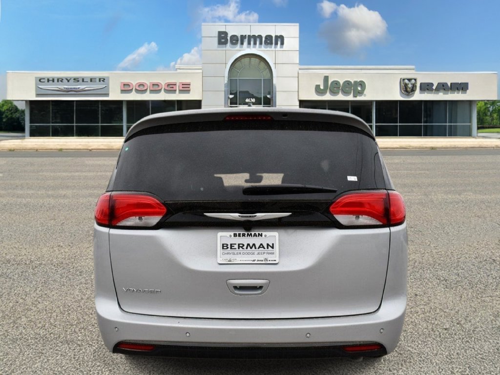 New 2026 Chrysler Voyager LX FWD image 7