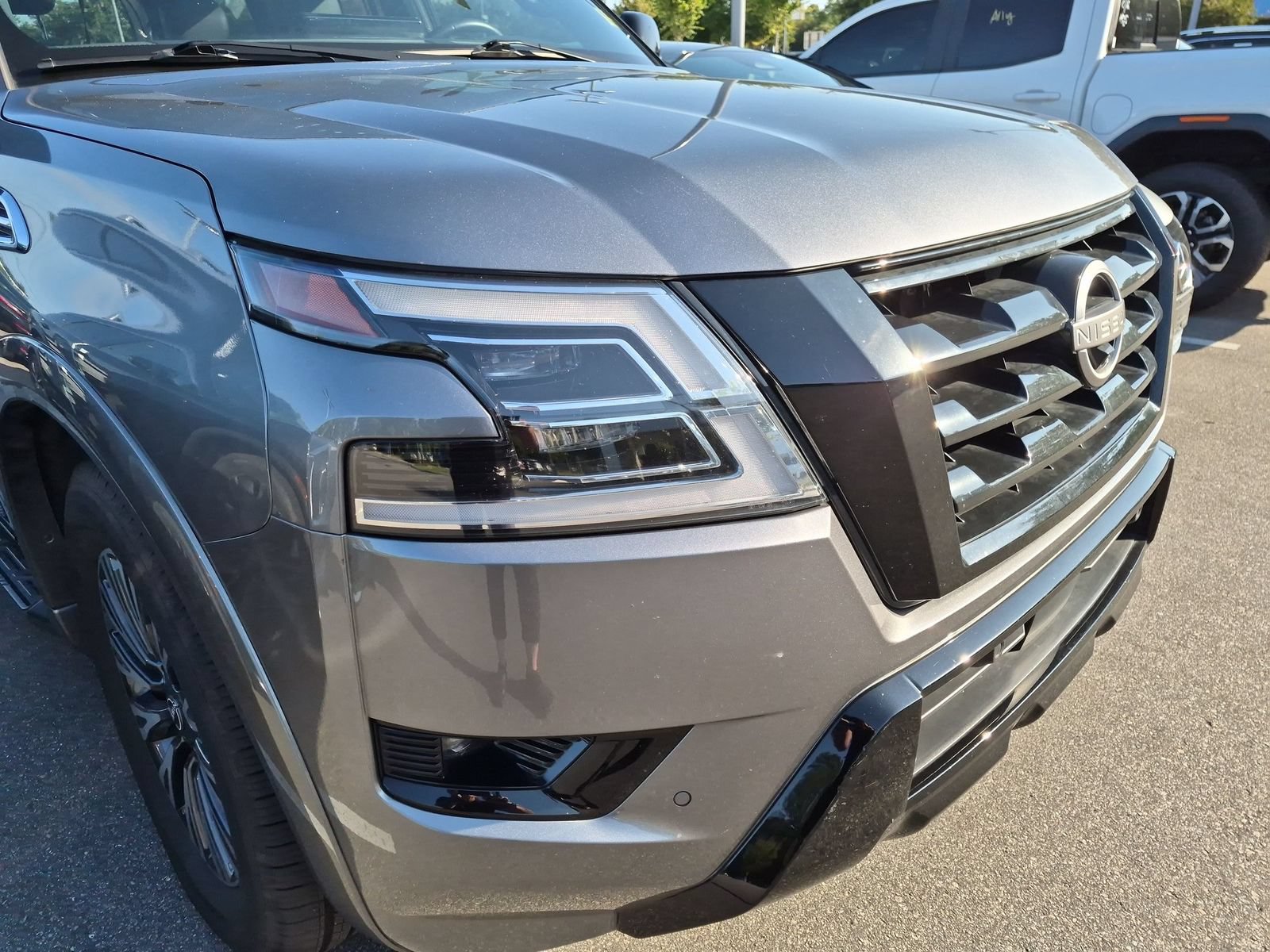 Used 2023 Nissan Armada SL w/ Midnight Edition Package RWD image 7