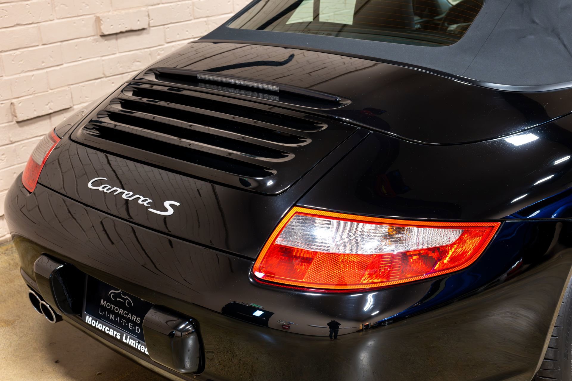 Used 2006 Porsche 911 Carrera S image 24