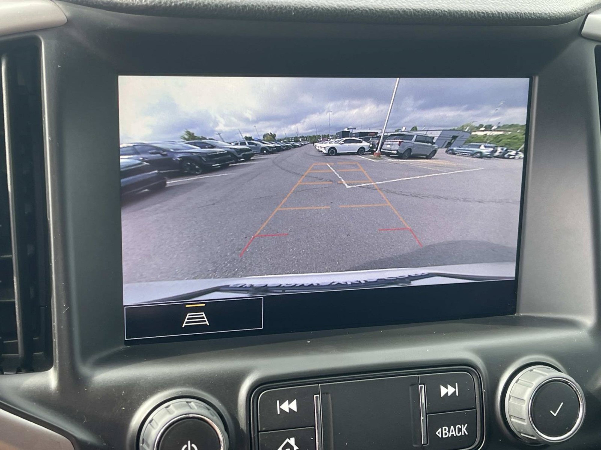 Used 2023 GMC Terrain AT4 AWD/4WD image 30