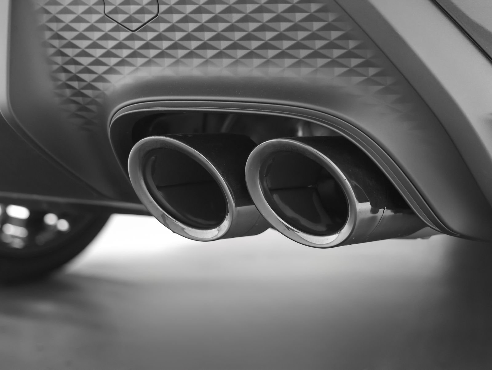 New 2026 Porsche Macan AWD/4WD image 15