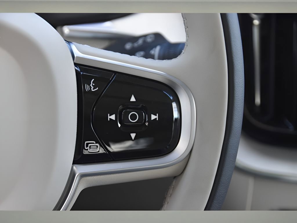 New 2026 Volvo XC60 B5 Ultra w/ Protection Package Premier image 35