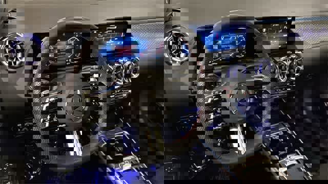 Certified 2025 Mercedes-Benz GLA 250 4MATIC image 24