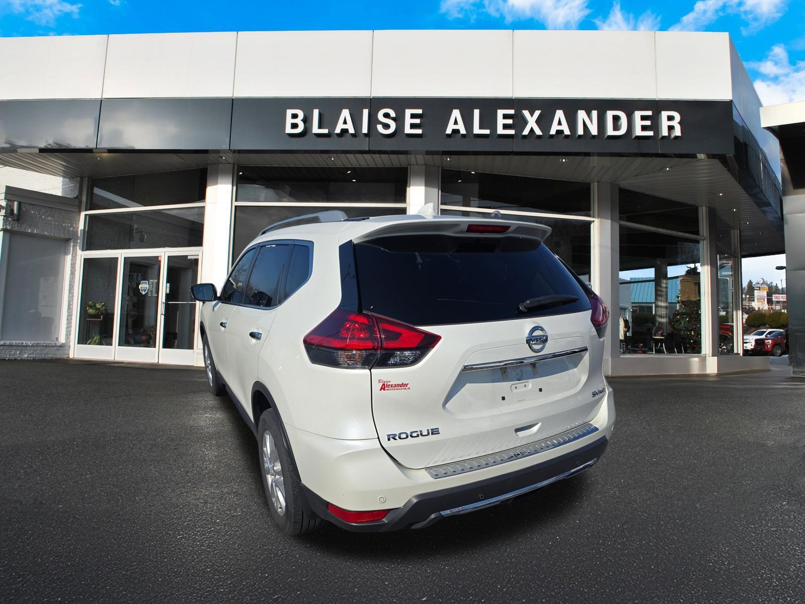 Used 2020 Nissan Rogue SV image 7