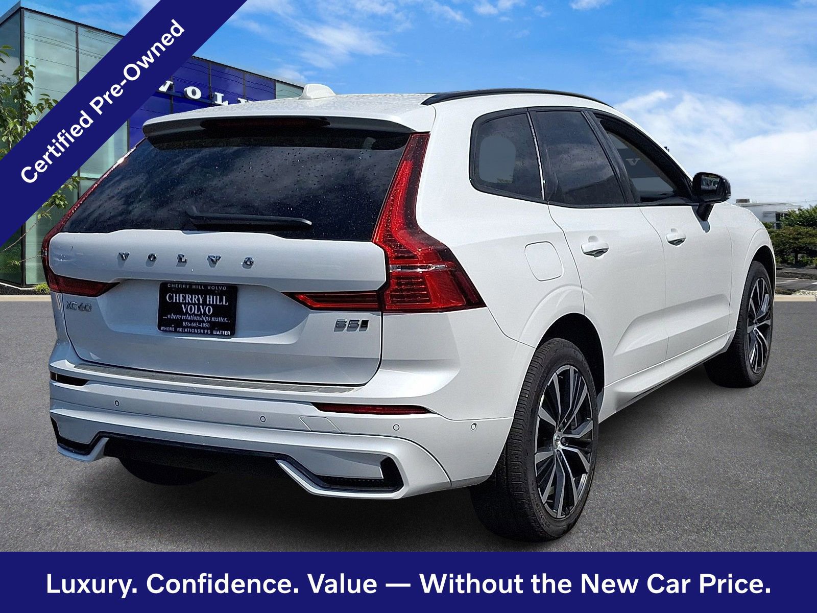 Certified 2024 Volvo XC60 B5 Plus w/ Protection Package Premier AWD/4WD image 7
