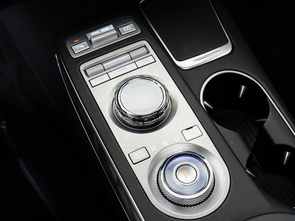 Used 2025 Genesis GV70 3.5T Sport w/ Sport Advanced Package image 19