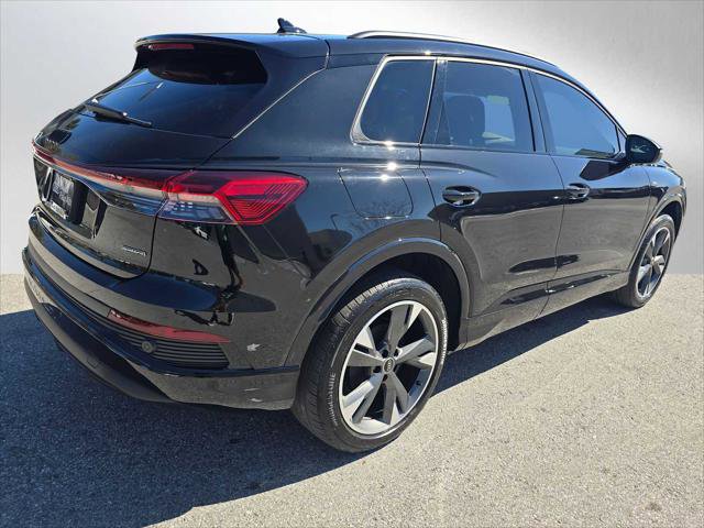 Used 2024 Audi Q4 e-tron Prestige image 3