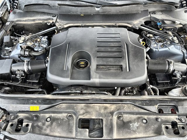 Used 2022 Land Rover Discovery HSE R-Dynamic image 25