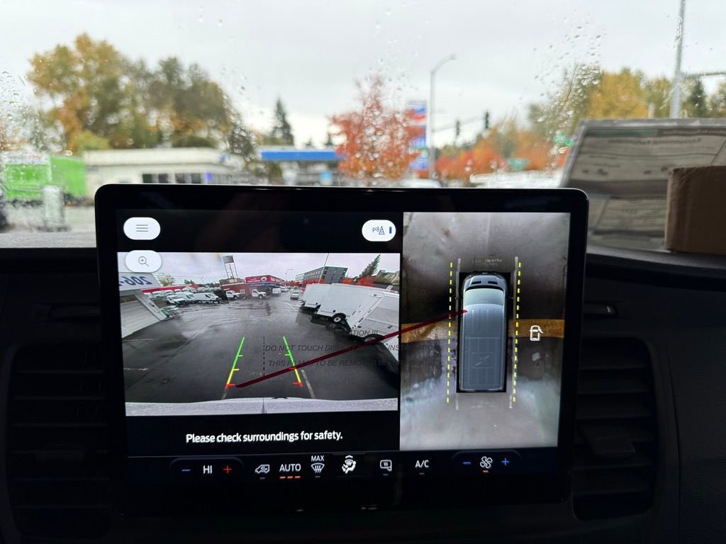 New 2025 Ford Transit 250 148 Medium Roof w/ Load Area Protection Package image 30