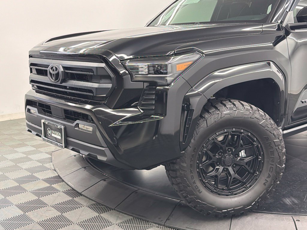 New 2026 Toyota Tacoma SR5 RWD image 3