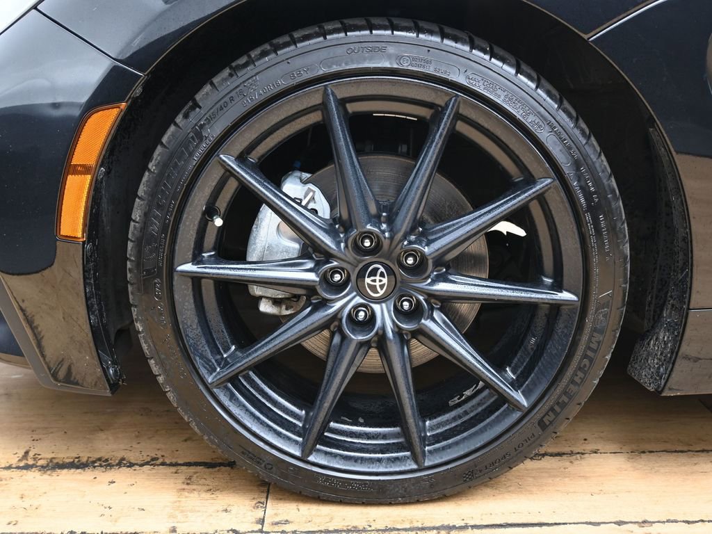 Used 2023 Toyota GR86 Premium image 11