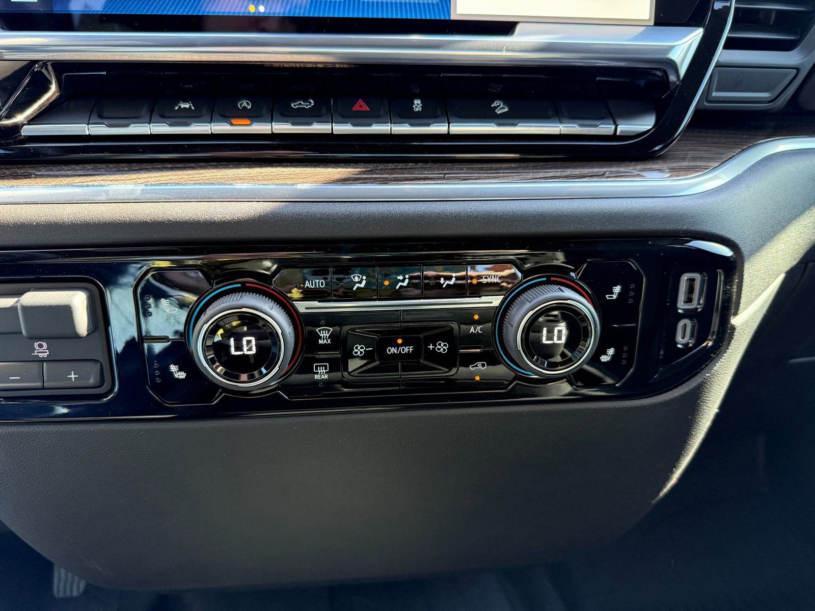 New 2025 Chevrolet Silverado 1500 LT image 19