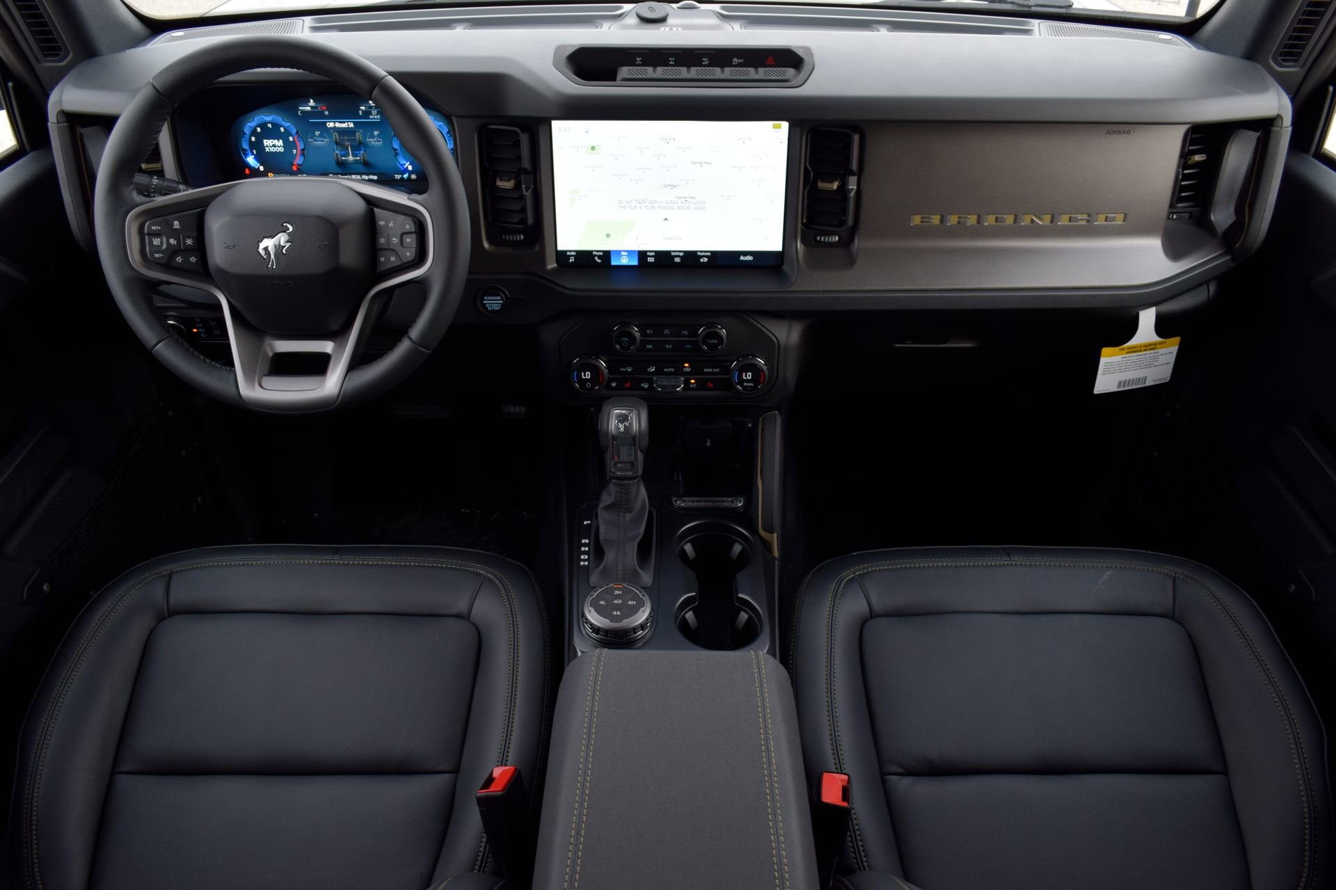 New 2026 Ford Bronco Badlands AWD/4WD image 7