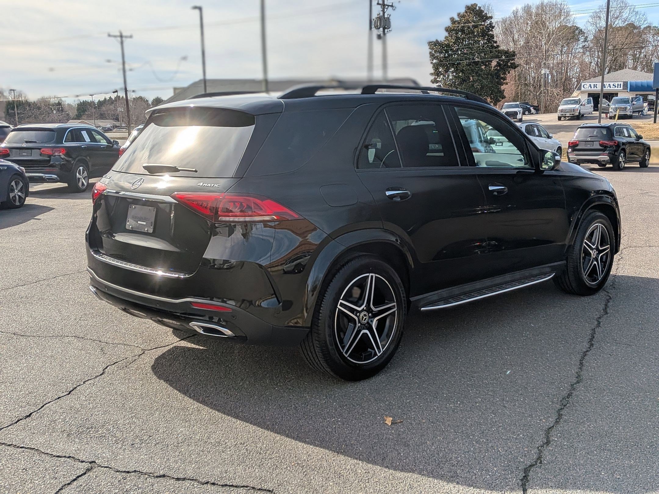 Used 2023 Mercedes-Benz GLE 350 4MATIC image 3