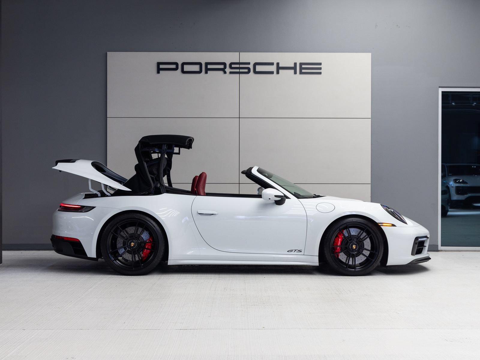 Certified 2022 Porsche 911 Carrera 4 GTS AWD/4WD image 9