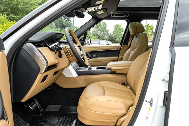 New 2026 Land Rover Range Rover SE AWD/4WD image 4