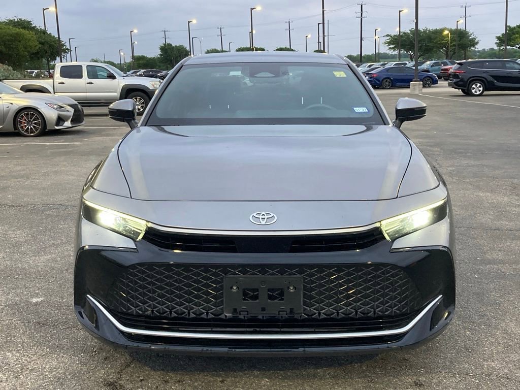 Certified 2025 Toyota Crown XLE image 2