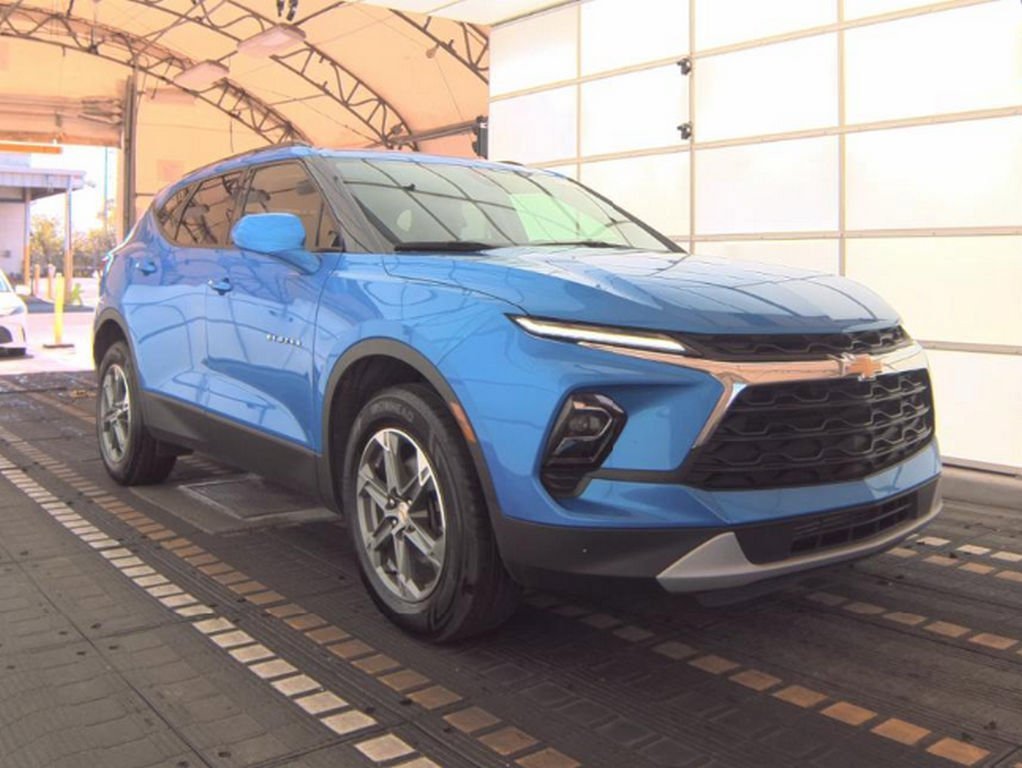 Used 2024 Chevrolet Blazer LT w/ Convenience Package image 4