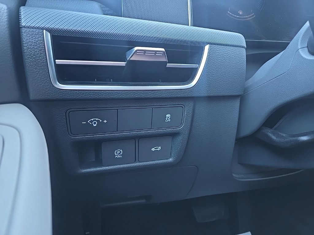 Used 2025 Hyundai Sonata SEL FWD image 14