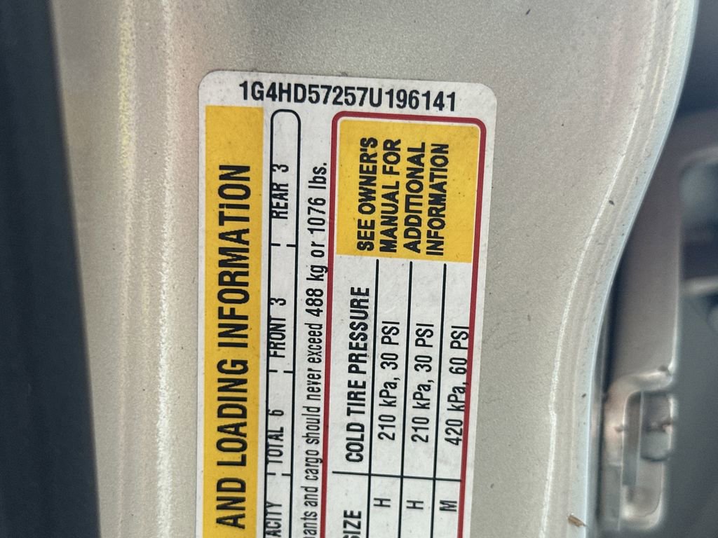 Used 2007 Buick Lucerne CXL w/ Luxury Package FWD image 37